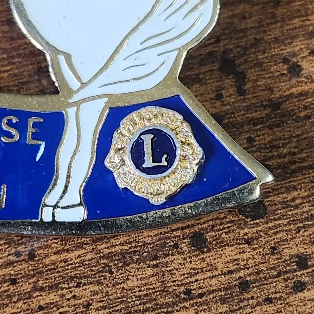 Vintage Whitehorse Yukon Lions Club Horse Enamel Lapel Pin Canada Taiwan Badge